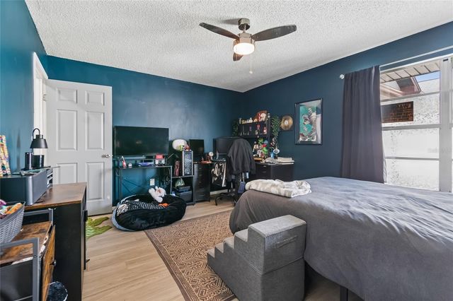 7123 SILVERMILL DRIVE, Tampa, FL 33635