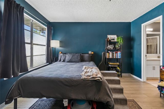 7123 SILVERMILL DRIVE, Tampa, FL 33635