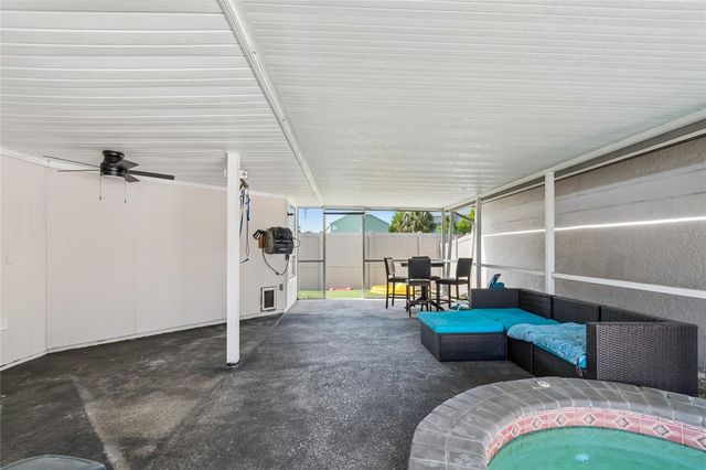 7123 SILVERMILL DRIVE, Tampa, FL 33635