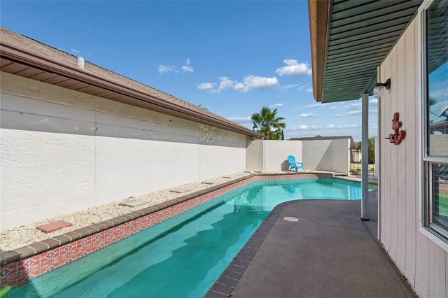 7123 SILVERMILL DRIVE, Tampa, FL 33635