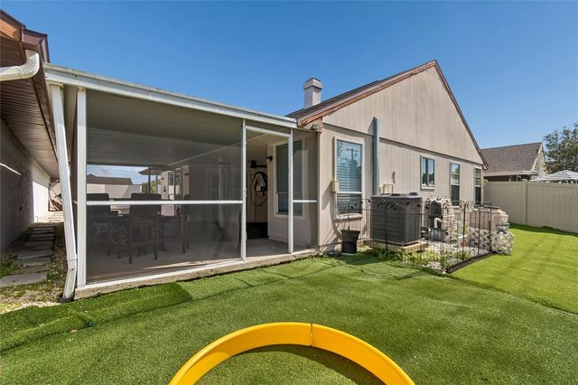 7123 SILVERMILL DRIVE, Tampa, FL 33635