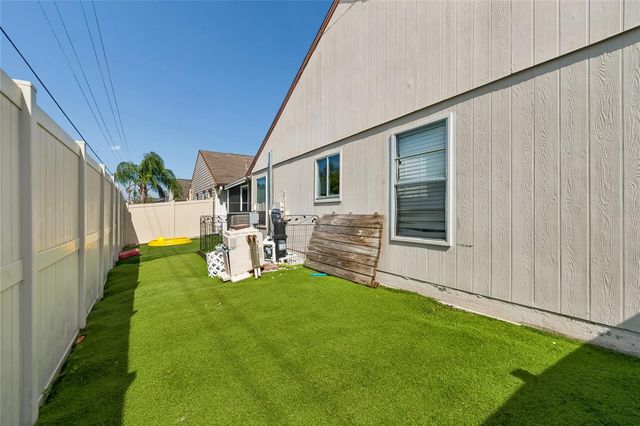 7123 SILVERMILL DRIVE, Tampa, FL 33635