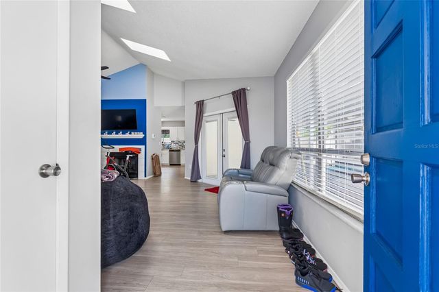 7123 SILVERMILL DRIVE, Tampa, FL 33635