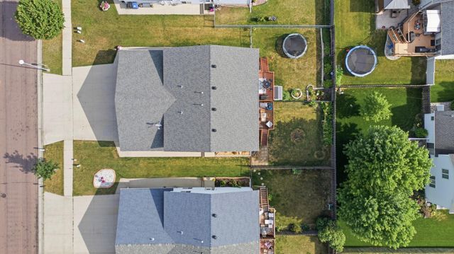 3032 32nd Street S, Fargo, ND 58103