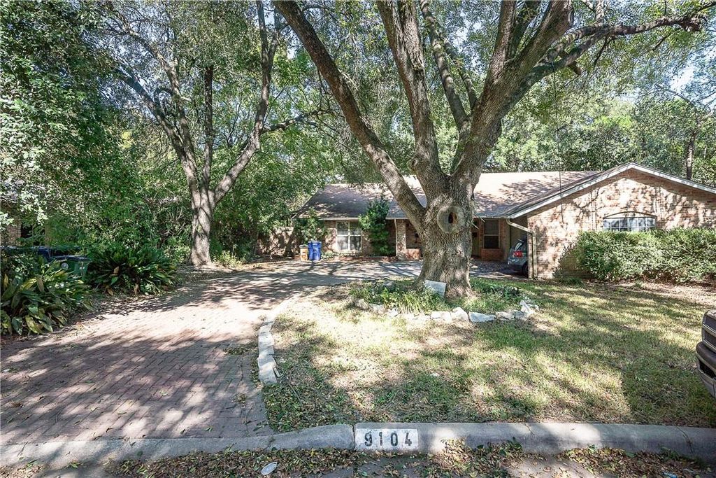 9104 Quail Creek DR B, Austin, TX 78758