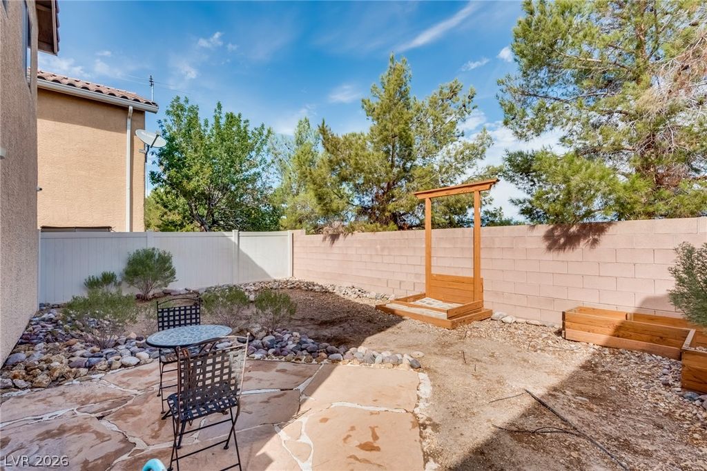 5280 Judkins Drive, Las Vegas, NV 89122 — photo 4