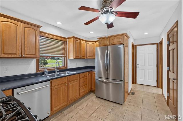 711 Morrison Avenue, Waterloo, IL 62298
