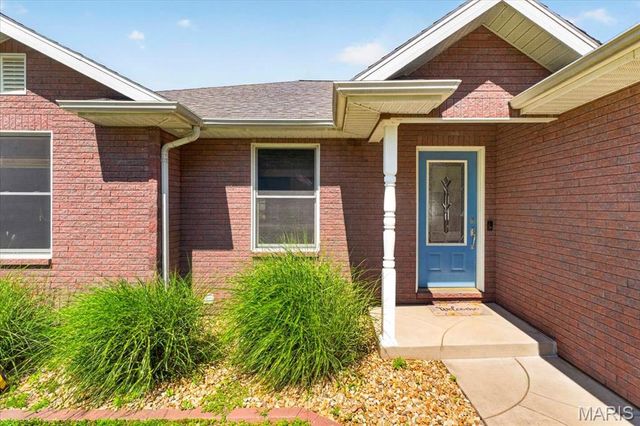 711 Morrison Avenue, Waterloo, IL 62298