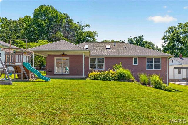 711 Morrison Avenue, Waterloo, IL 62298