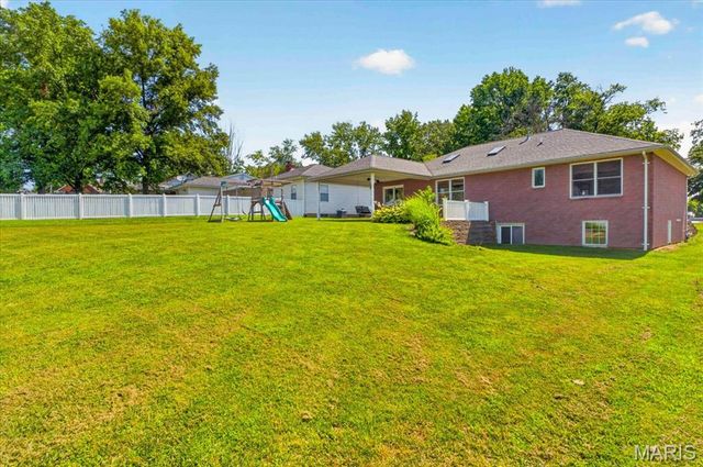 711 Morrison Avenue, Waterloo, IL 62298