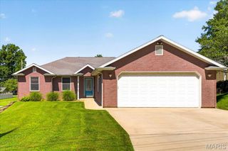 711 Morrison Avenue, Waterloo, IL 62298