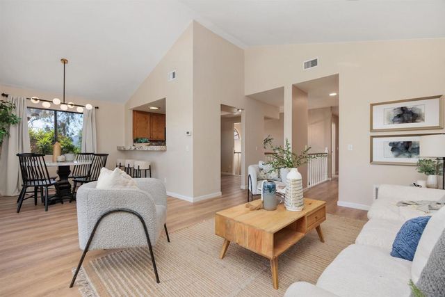 11906 Paseo Lucido 156, San Diego, CA 92128