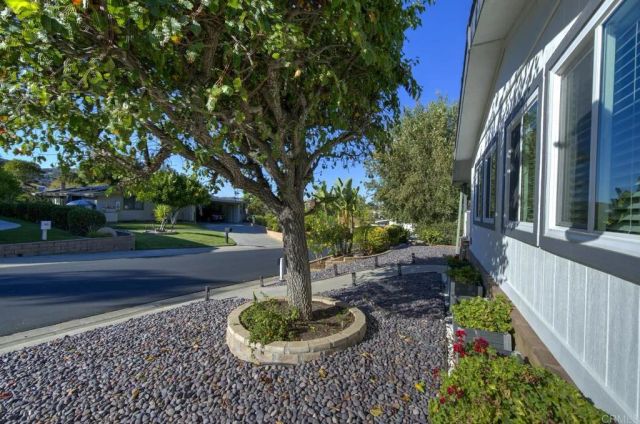 8975 Lawrence Welk Dr 314, Escondido, CA 92026