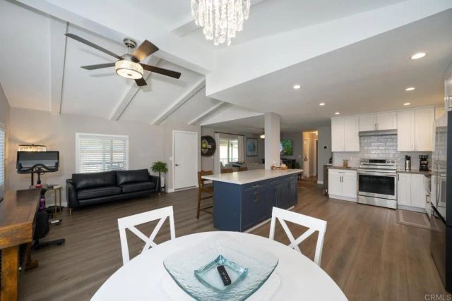 8975 Lawrence Welk Dr 314, Escondido, CA 92026