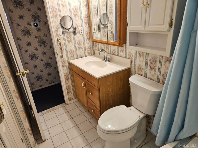 106 Fountain Avenue, Selden, NY 11784