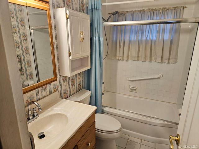 106 Fountain Avenue, Selden, NY 11784