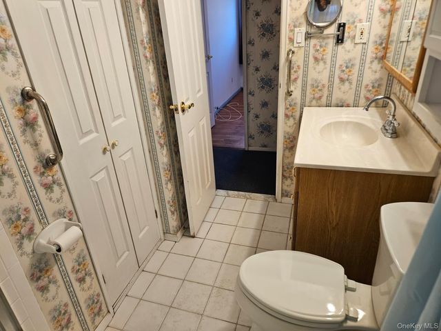 106 Fountain Avenue, Selden, NY 11784