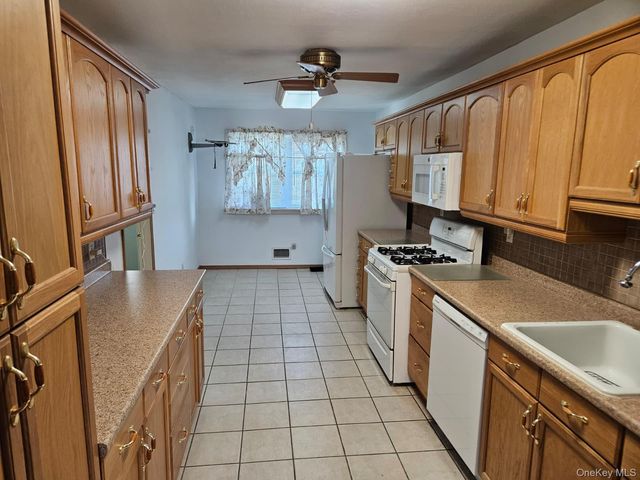 106 Fountain Avenue, Selden, NY 11784