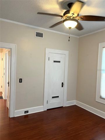 2926 2ND AVENUE N Apt B, St Petersburg, FL 33713