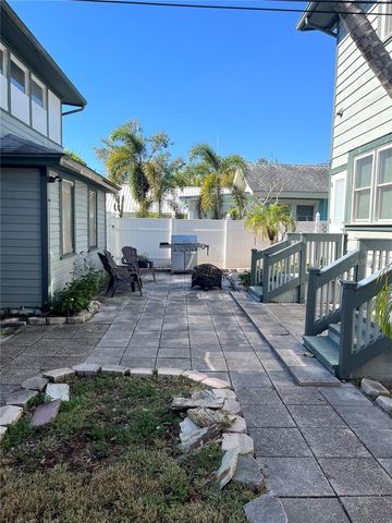 2926 2ND AVENUE N Apt B, St Petersburg, FL 33713