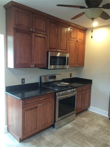 2926 2ND AVENUE N Apt B, St Petersburg, FL 33713