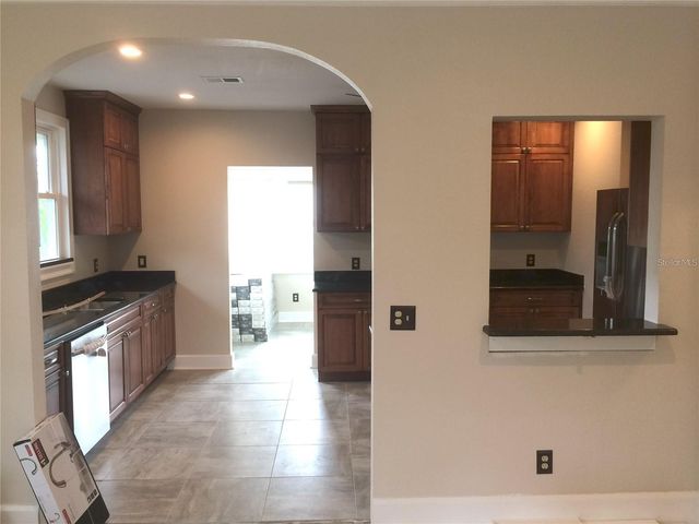 2926 2ND AVENUE N Apt B, St Petersburg, FL 33713