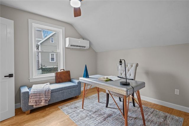 25 Tecumseh Street, Providence, RI 02906