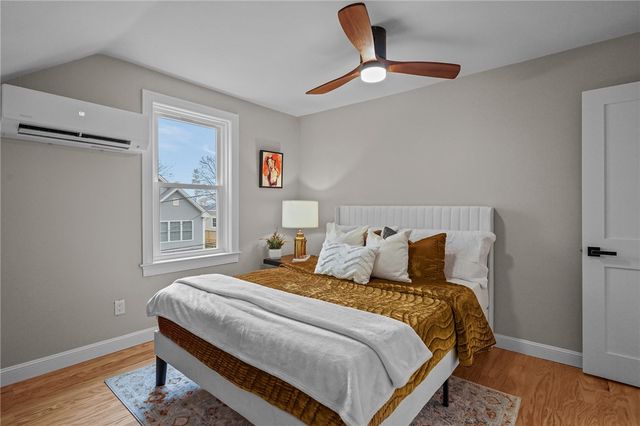 25 Tecumseh Street, Providence, RI 02906