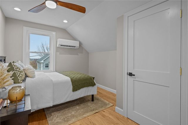 25 Tecumseh Street, Providence, RI 02906