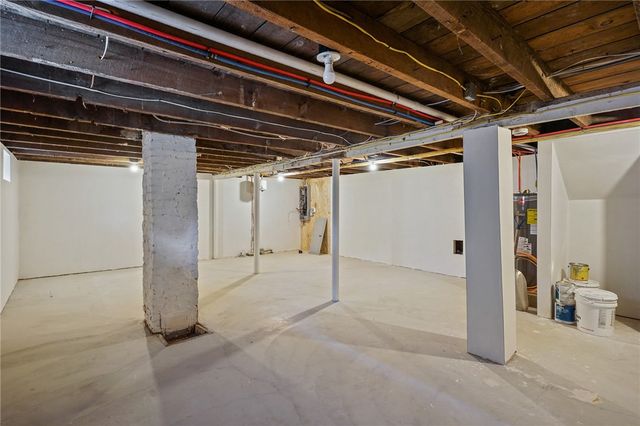 25 Tecumseh Street, Providence, RI 02906