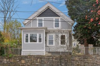 25 Tecumseh Street, Providence, RI 02906