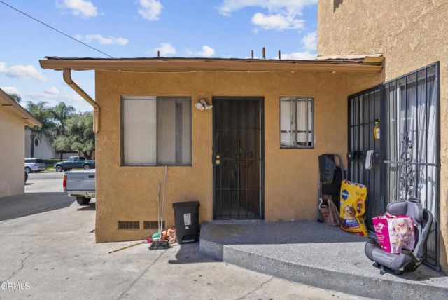 2120 W Victoria Avenue, Montebello, CA 90640
