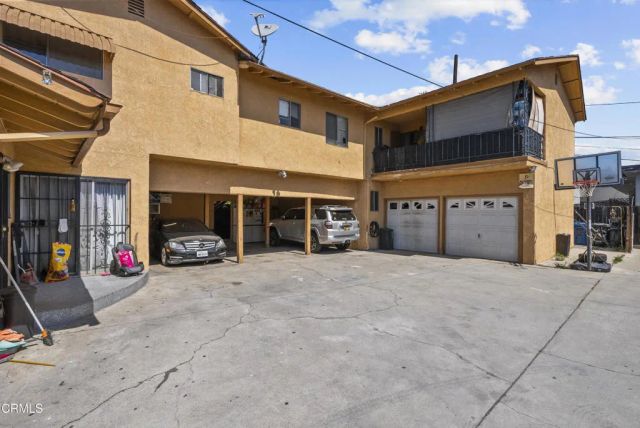 2120 W Victoria Avenue, Montebello, CA 90640