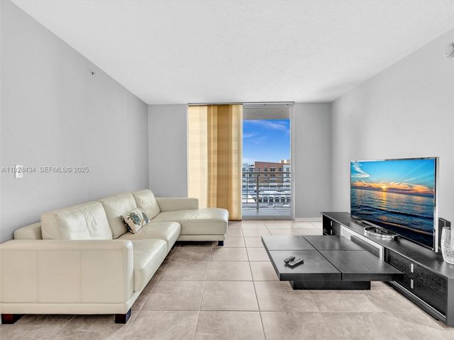 18800 NE 29th Ave 822, Aventura, FL 33180