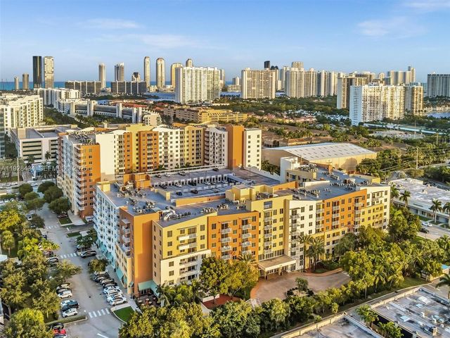 18800 NE 29th Ave 822, Aventura, FL 33180