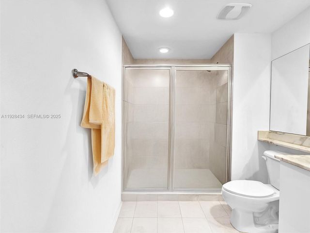 18800 NE 29th Ave 822, Aventura, FL 33180