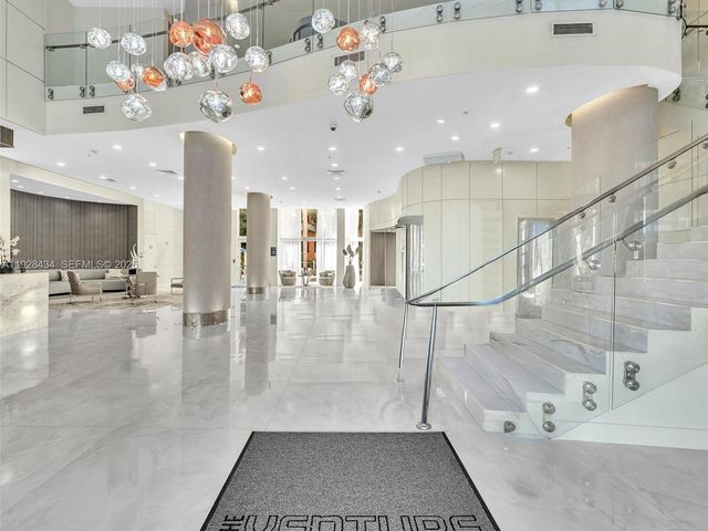 18800 NE 29th Ave 822, Aventura, FL 33180