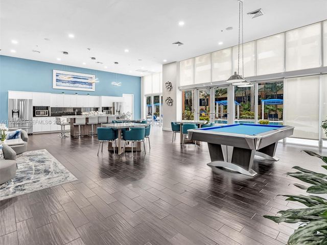 18800 NE 29th Ave 822, Aventura, FL 33180