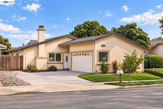 32536 Lake Barlee Ln, Fremont, CA 94555
