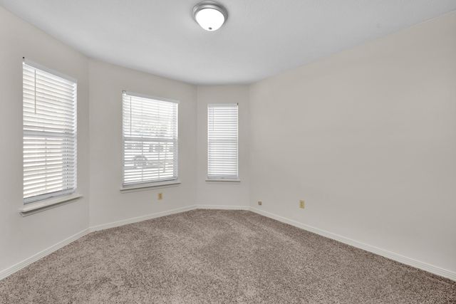 202 Summer Lane, Fort Walton Beach, FL 32547