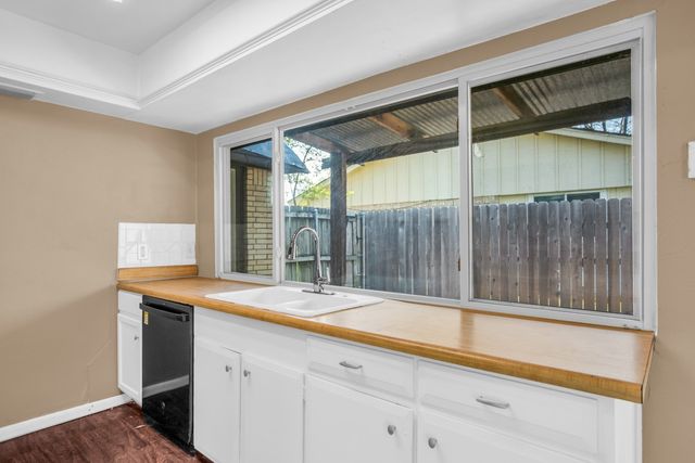 1025 Terrace Trail, Carrollton, TX 75006