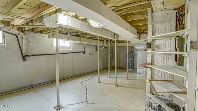 1346 East Center Street, Kingsport, TN 37664