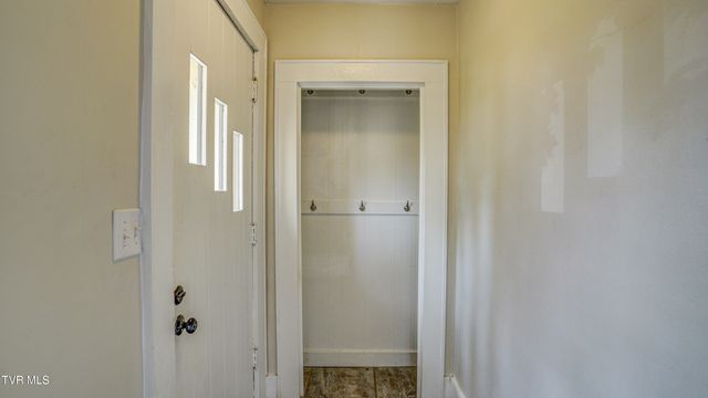 1346 East Center Street, Kingsport, TN 37664