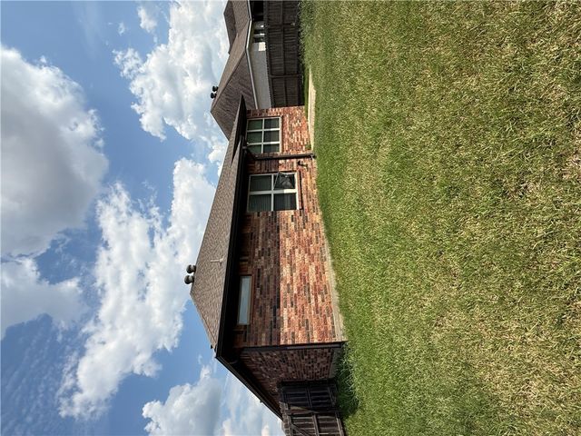 2208 Rindle Court, Brenham, TX 77833