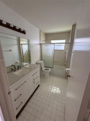 10379 Welleby Isles Blvd, Sunrise, FL 33351