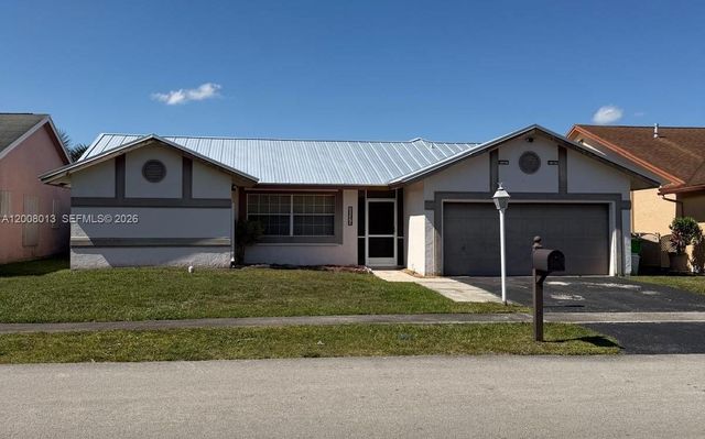 10379 Welleby Isles Blvd, Sunrise, FL 33351