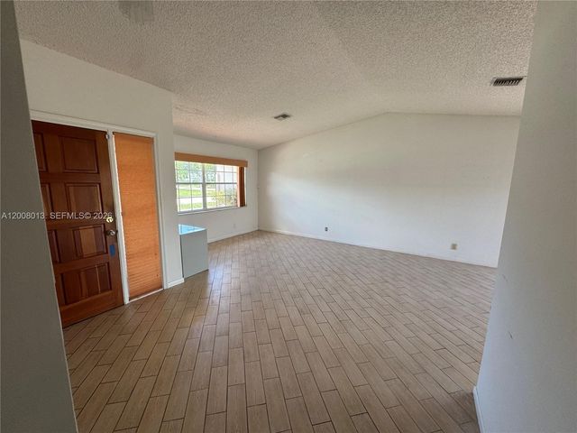10379 Welleby Isles Blvd, Sunrise, FL 33351