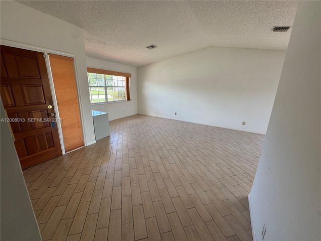 10379 Welleby Isles Blvd, Sunrise, FL 33351