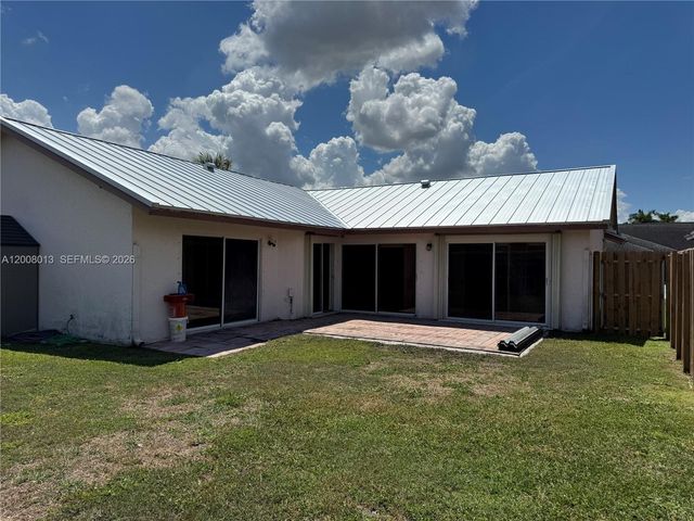 10379 Welleby Isles Blvd, Sunrise, FL 33351