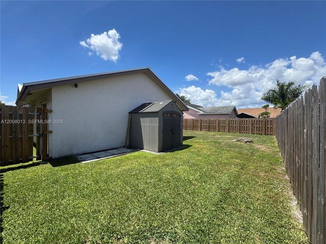 10379 Welleby Isles Blvd, Sunrise, FL 33351